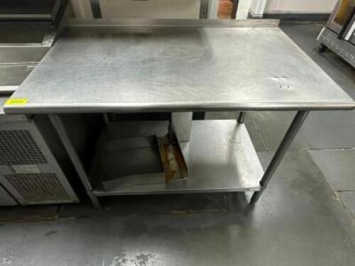 DESCRIPTION: 48" X 30" STAINLESS TABLE SIZE 48" X 30" LOCATION: KITCHEN QTY: 1