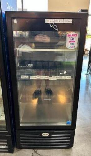 MERCHANDISE COOLER