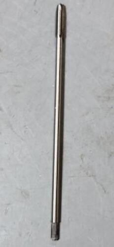 DESCRIPTION: ((2) HSS SPIRAL POINT EXTENTION TAPS BRAND/MODEL: HERTEL 87152153 SIZE: 1/4-28 6" OAL RETAIL$: $72.88 QTY: 2