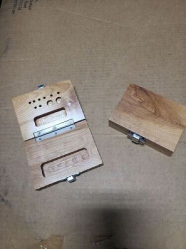DESCRIPTION: (1) CASE OF APPROX (60) MISC WOODEN BOXESQTY: 1
