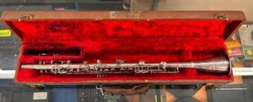 VINTAGE CLARINET WITH CASE