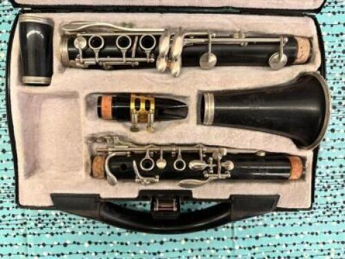 PLASTIC CLARINET