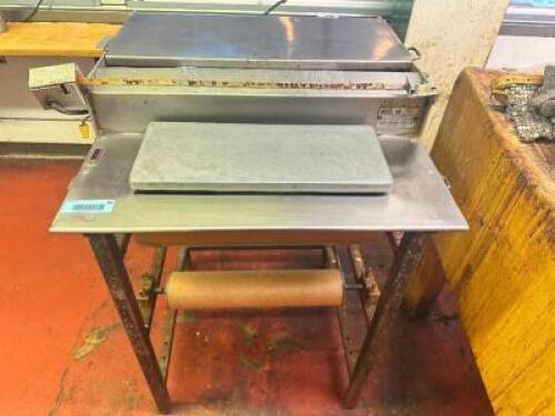 HEAT SEALING EQUIP WRAPPING STATION