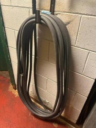 40' GREY GARDEN HOSE W/ WALL MOUNTED HOOK
