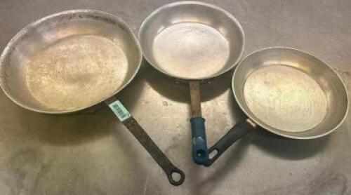 (3) ASSORTED SIZED SKILLETS