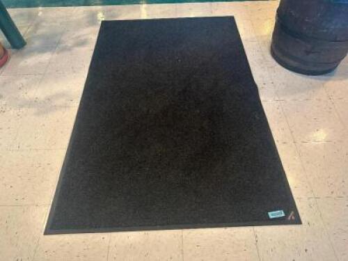 5' X 3' BLACK TRAFFIC MAT