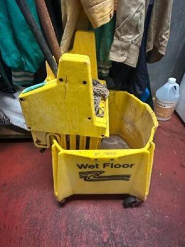 YELLOW MOP BUCKET AND WRINGER