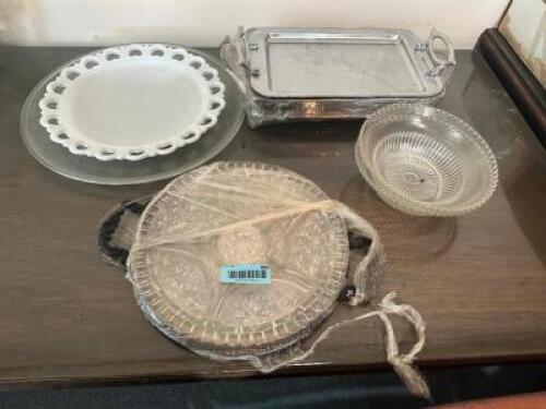 (1) LOT ASSORTED PLATES AND PLATTERS.