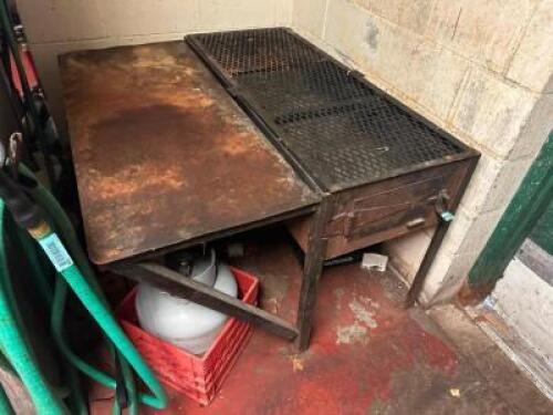 60" CHARCOAL BBQ GRILL