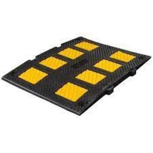 DESCRIPTION: (2) SPEED HUMP ENDS BRAND/MODEL: GUARDIAN #DH-SP-21-E SIZE: 2' RETAIL$: $50.00 EA QTY: 2