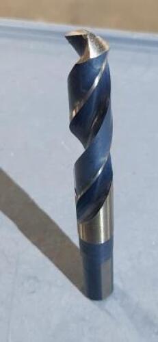 DESCRIPTION: (4) MAINTENANCE DRILL BIT BRAND/MODEL: MADE IN USA 20951 SIZE: 17/32" RETAIL$: $31.08 EA QTY: 4