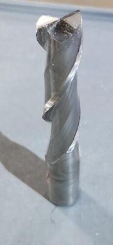 DESCRIPTION: (1) COBALT SQ ROUGHING/FINISHING END MILLS BRAND/MODEL: a-2424-l SIZE: 3/4" DIA 4" LOC RETAIL$: $111.50 EA QTY: 1