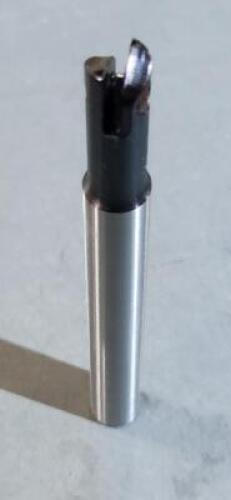 DESCRIPTION: (1) INDEXABLE BALL NOSE END MILL BRAND/MODEL: HERTEL 91856310 SIZE: 1/2" D 0.079" MAX DOC RETAIL$: $229.40 QTY: 1
