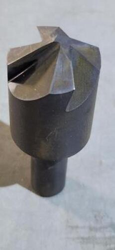 DESCRIPTION: (1) HSS COUNTERSINK BRAND/MODEL: HERTEL 89336929 SIZE: 1" HEAD 120DEG RETAIL$: $104.04 QTY: 1