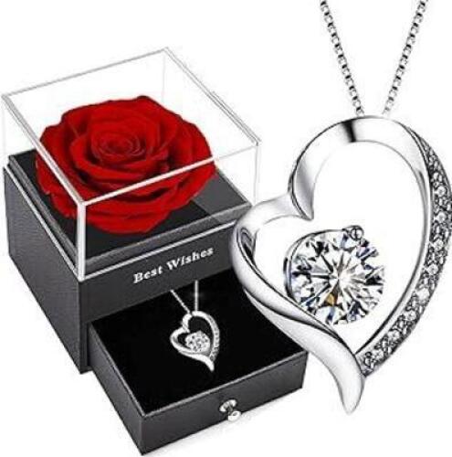 DESCRIPTION: (2) PRESERVED RED ROSE JEWLERY GIFT BOX BRAND/MODEL: KESE X00369BKIJ INFORMATION: RED ROSE, NECKLACE INCLUDED MAY DIFFER FROM PICTURED IT