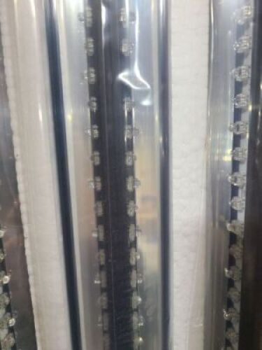 DESCRIPTION: (1) BOX OF (8) LIGHTS BRAND/MODEL: HUSSMAN QTY: 1