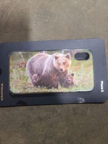 DESCRIPTION: (1) CASE OF APPROX (200)&nbsp;PHONE CASESBRAND/MODEL: MONARQUE PHONE XQTY: 1