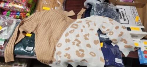 DESCRIPTION: (1) BROWN AND WHITE WOMENS SWEATER INFORMATION: PICTURED ITEM MAY DIFFER FROM ACTUAL PRODUCT RETAIL$: $18.98 QTY: 1
