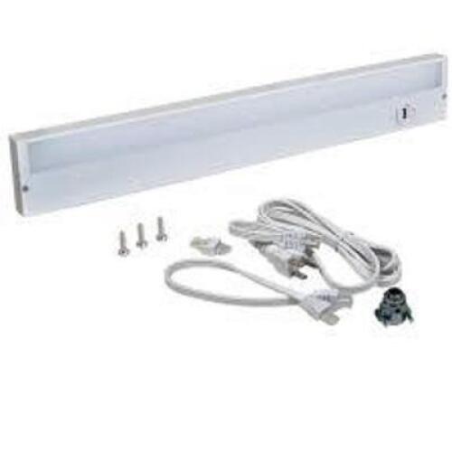 DESCRIPTION: (1) LED UNDERCABINET LIGHT BRAND/MODEL: RADIONIC #UC33-3K-HL-USB INFORMATION: WHITE SIZE: 120 VAC, USB OPERATION RETAIL$: $47.49 EA QTY: