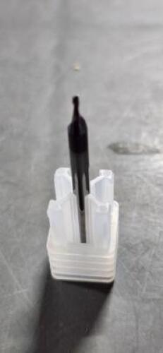 DESCRIPTION: (6) SOLID CARBIDE SQ END MILLS BRAND/MODEL: ROBB JACK SS-2-040-A SIZE: 0.04" DIA 0.06" LOC RETAIL$: $18.88 QTY: 6