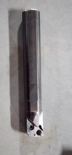 DESCRIPTION: (1) INDEXABLE THREADING TOOLHOLDER BRAND/MODEL: SECO PNR0020P16AHDJET SIZE: 3/4' x 0.71' SD RETAIL$: $316.00 QTY: 1