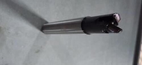 DESCRIPTION: (1) INDEXABLE BALL END MILL BRAND/MODEL: HETEL 91856344 SIZE: 5/8" DIA 0.118" MAX DOC RETAIL$: $189.90 QTY: 1