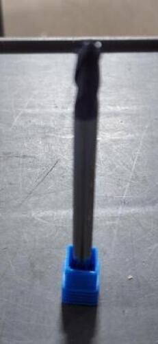 DESCRIPTION: (3) CARBIDE SQ END MILL BRAND/MODEL: WIDIN 151005 SIZE: 1/4" DIA 1/2" LOC RETAIL$: $57.40 QTY: 3