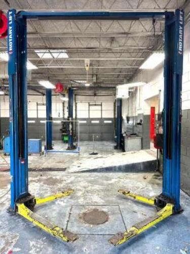 7,000 LB. AUTOMOTIVE LIFT