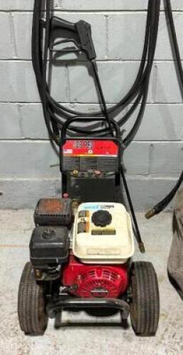 2000 PSI GAS PRESSURE WASHER WITH HOSE AND SPRAYER