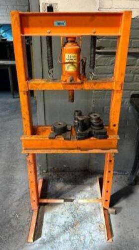 20 TON HYDRAULIC PRESS WITH ACCESSORIES