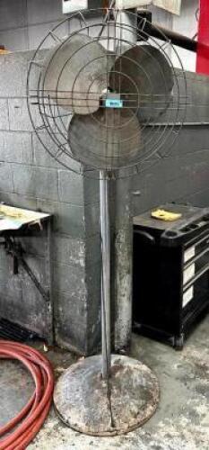 INDUSTRIAL FLOOR FAN