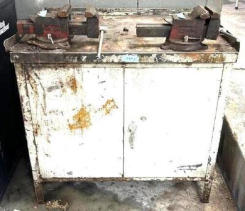 2-DOOR METAL WORKBENCH