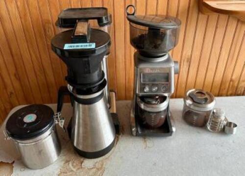 COFFEE MACHINE AND GRINDER