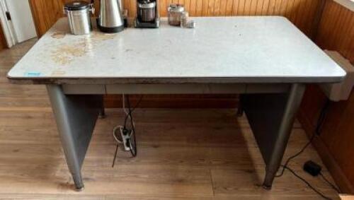 METAL OFFICE DESK