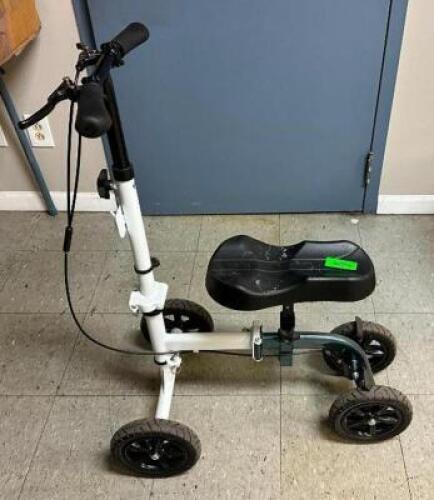 ADJUSTABLE KNEE SCOOTER