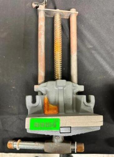 WOODWORKING VISE