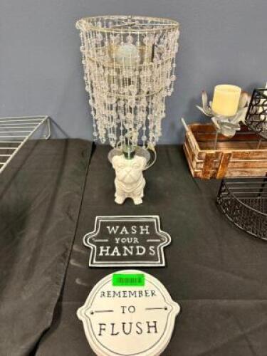 ASSORTMENT OF HOME DECOR