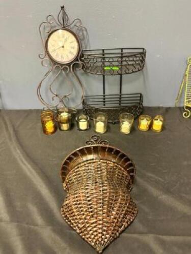 ASSORTMENT OF HOME DECOR