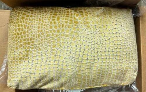 (3)- DECORATIVE PILLOWS