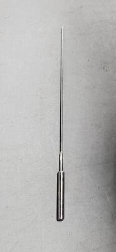 DESCRIPTION: (6) CARBIDE SQ END MILL BRAND/MODEL: GUHRING 5020-1.2 SIZE: 1.2mm RETAIL$: $295.53 QTY: 6
