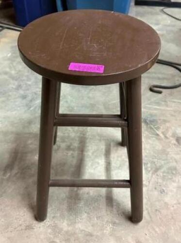 DESCRIPTION: WOODEN STOOL SIZE: 23" QTY: 1
