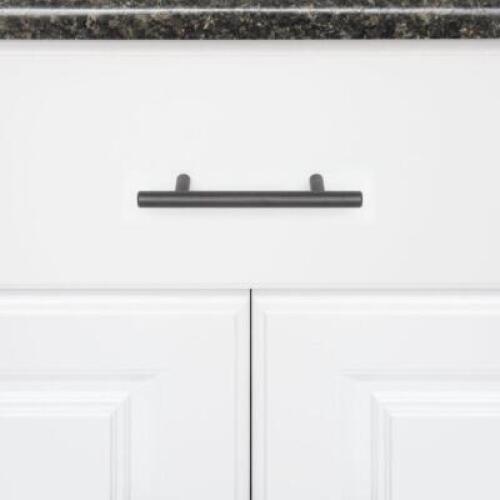 DESCRIPTION: 25CT PACK OF EURO BAR CABINET HANDLES IN OIL RUBBED BRONZE BRAND/MODEL: AMAZON RETAIL$: $50.76 QTY: 1