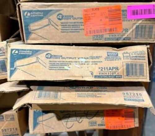 DESCRIPTION: (4) 4' HIGH OUTPUT FLUORESCENT LIGHT FIXTURE BRAND/MODEL: LITHONIA LIGHTING QTY: 4