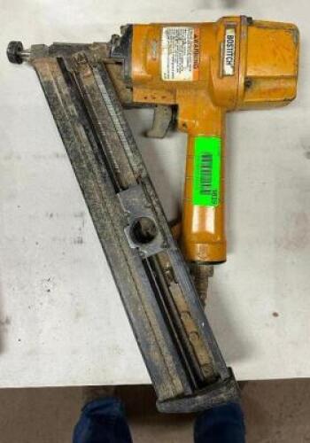 DESCRIPTION: PNEUMATIC NAIL GUN BRAND/MODEL: BOSTITCH QTY: 1