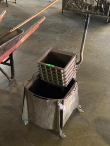 MOP BUCKET