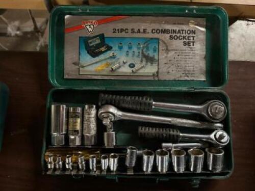 SOCKET SET