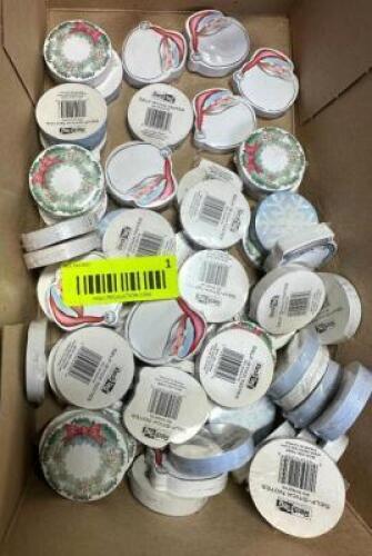 DESCRIPTION: BOX OF CHRISTMAS SELF STICK NOTES QTY: 1