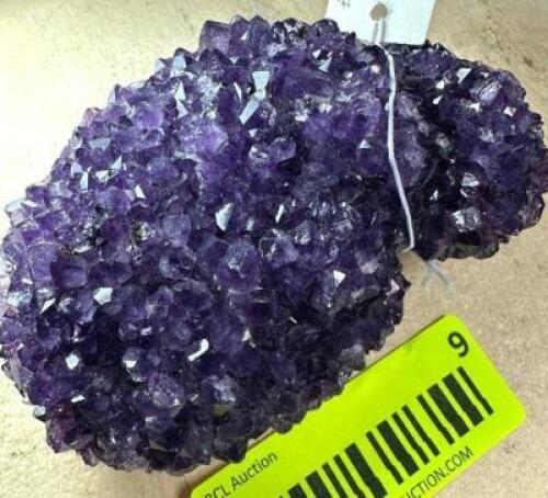 DESCRIPTION: LARGE AMETHYST SPECIMEN SIZE: 4"X3" QTY: 1