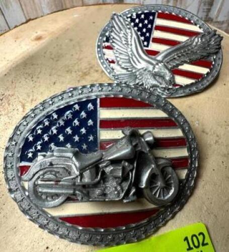 DESCRIPTION: (2) AMERICANA BELT BUCKLES SIZE: 4" QTY: 2