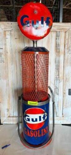 DESCRIPTION: GULF METAL GAS PUMP SIZE: 38"X12" QTY: 1
